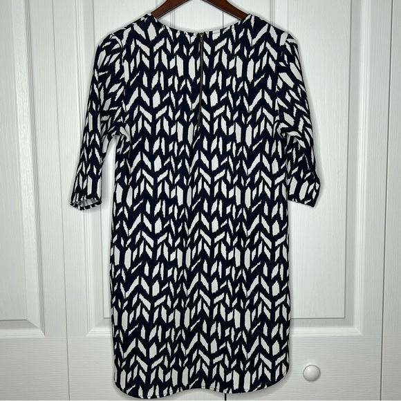 Everly Abstract Chevron Mini Dress Blue Small - Picture 8 of 9